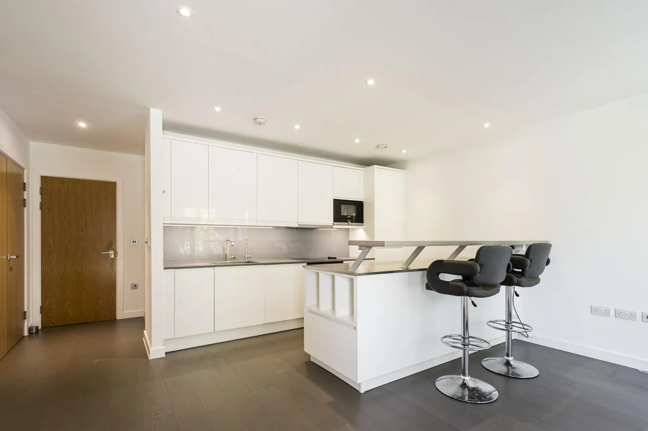 Colindale Gardens, Colindale, photo 4