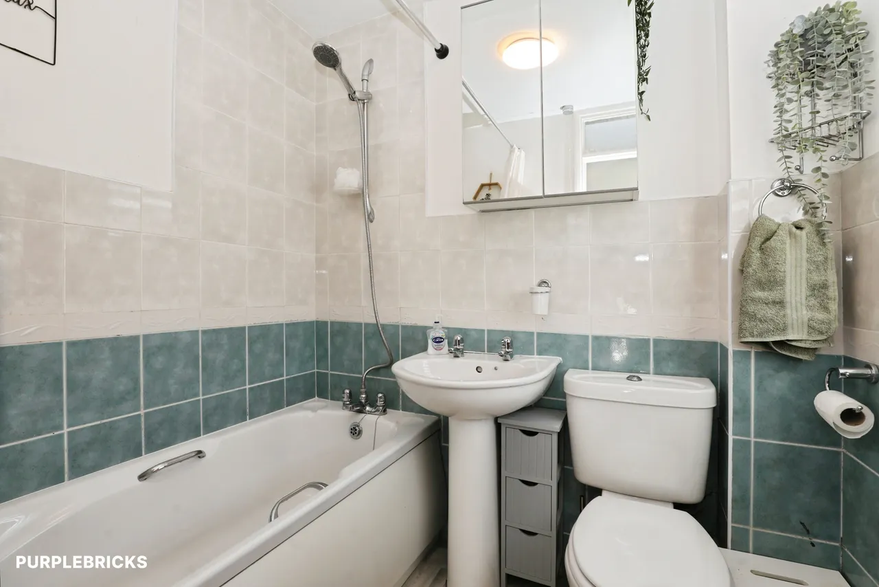 Laxton Grove, Stoke-On-Trent, ST4, photo 25