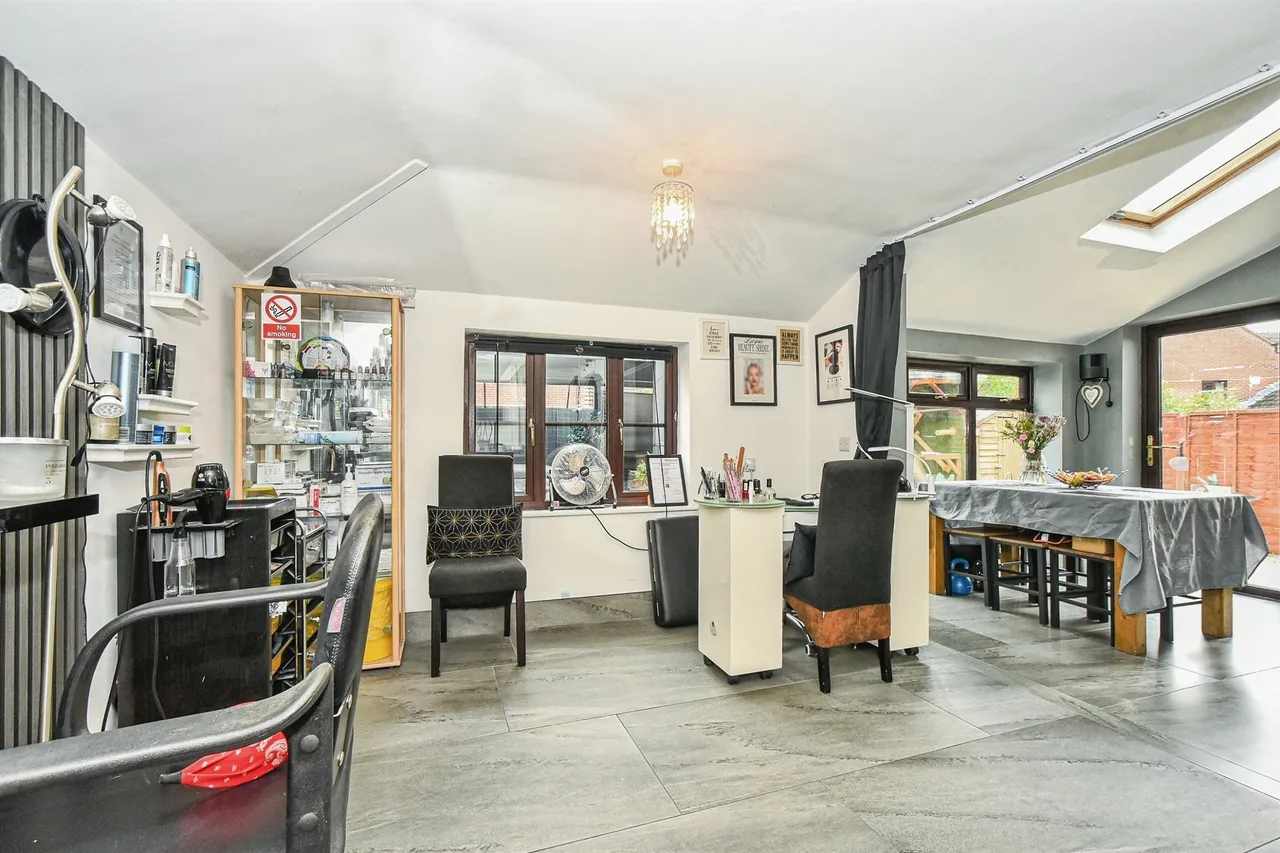 Hatherell Road, Chippenham, SN15, photo 8