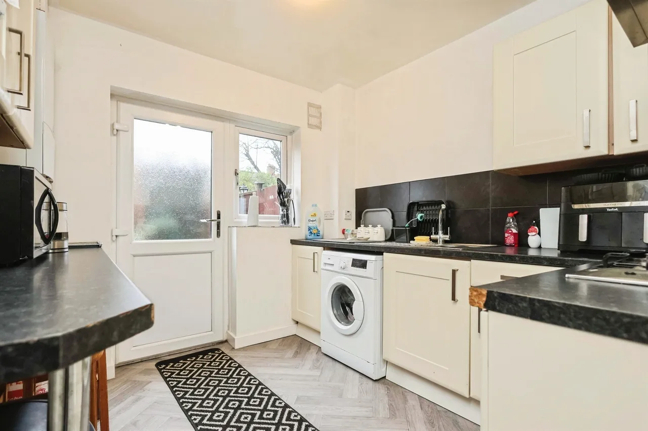 Bucknall Crescent, Birmingham, B32, photo 5