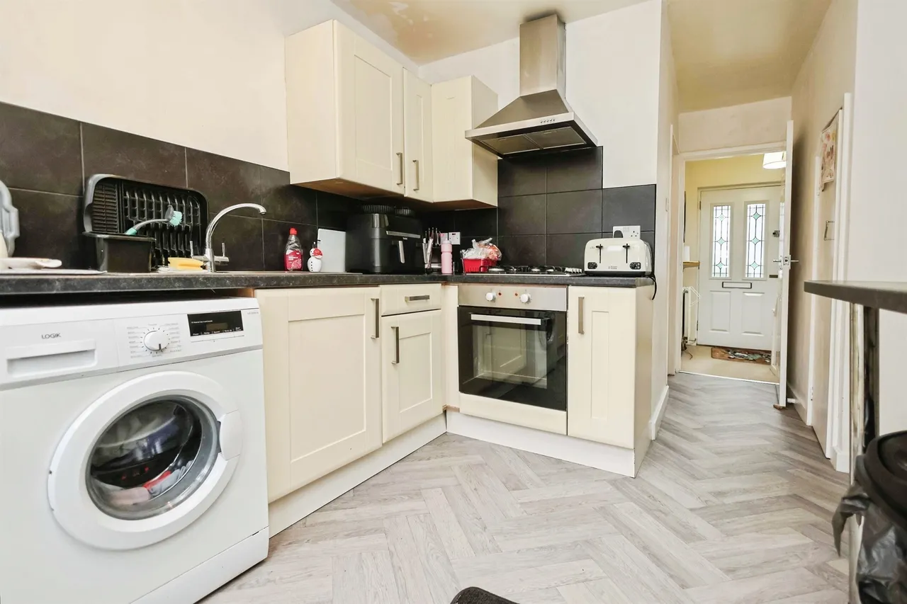 Bucknall Crescent, Birmingham, B32, photo 4
