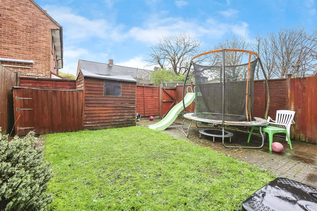 Bucknall Crescent, Birmingham, B32, photo 12