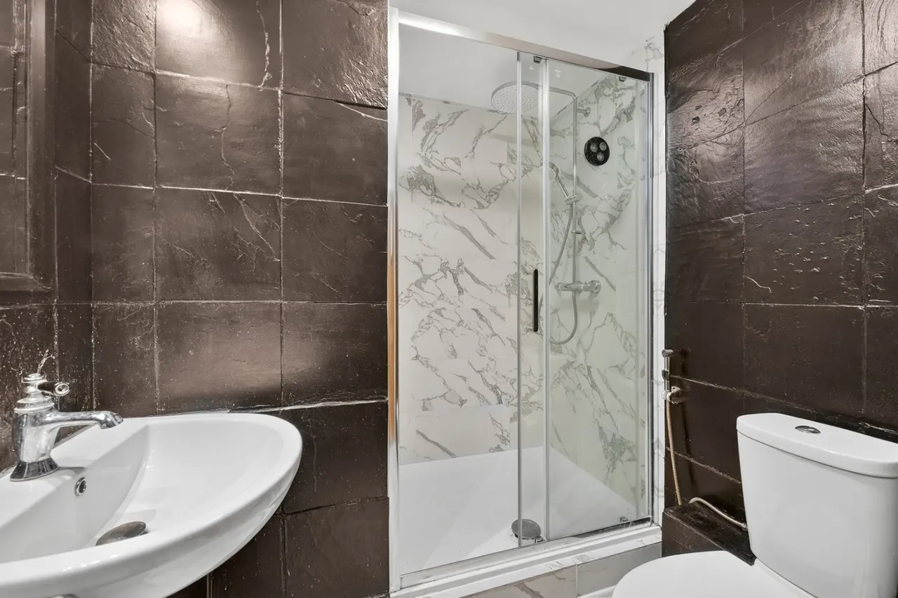 Upper Richmond Road West, London, SW14, photo 8