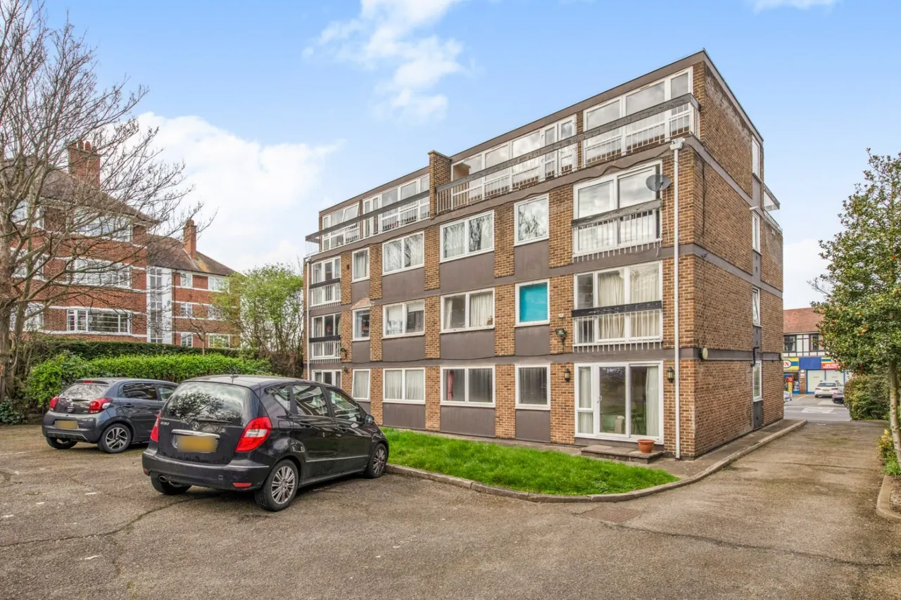 Upper Richmond Road West, London, SW14, photo 9
