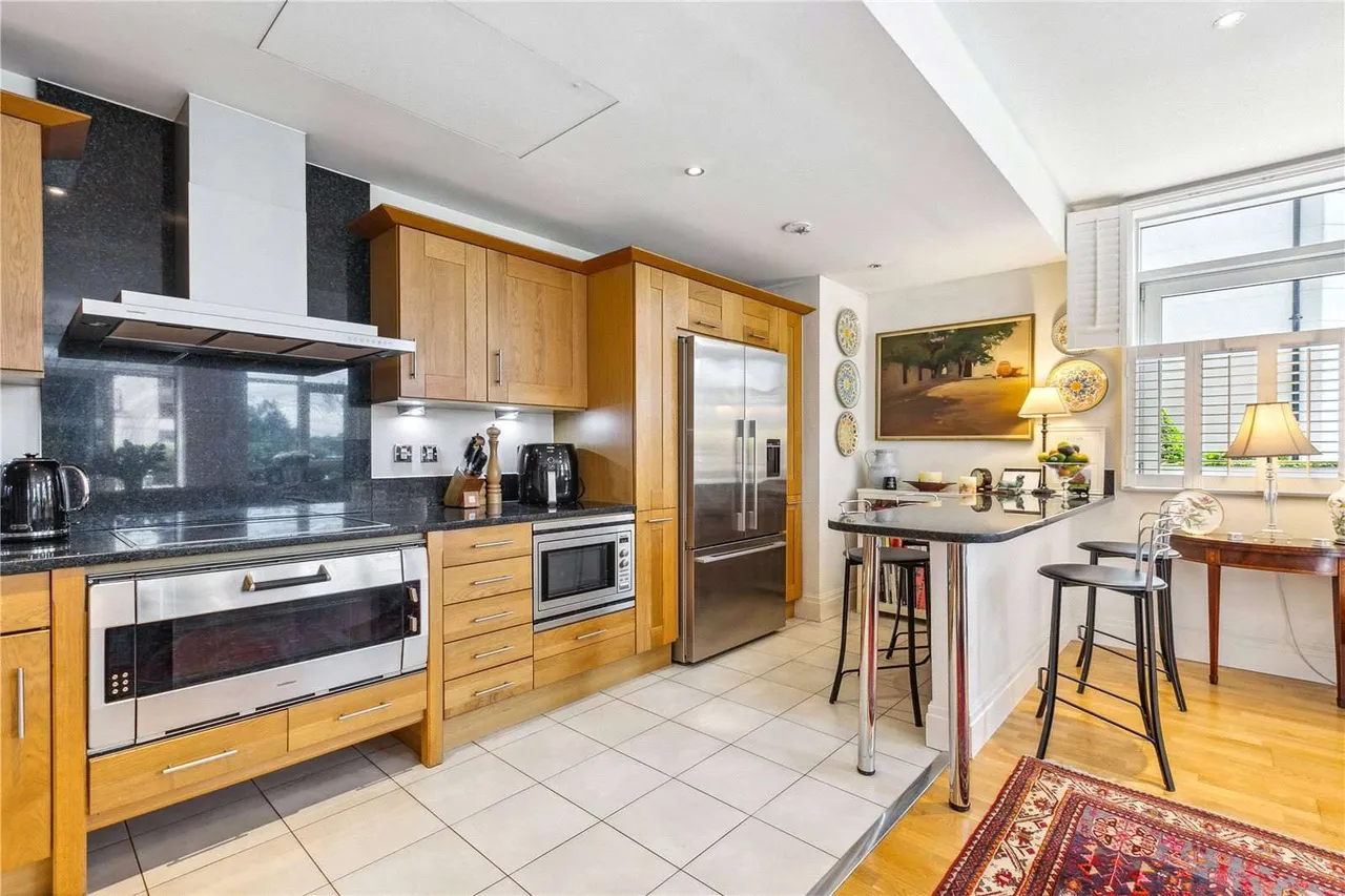 Lensbury Avenue, Fulham, SW6, photo 4
