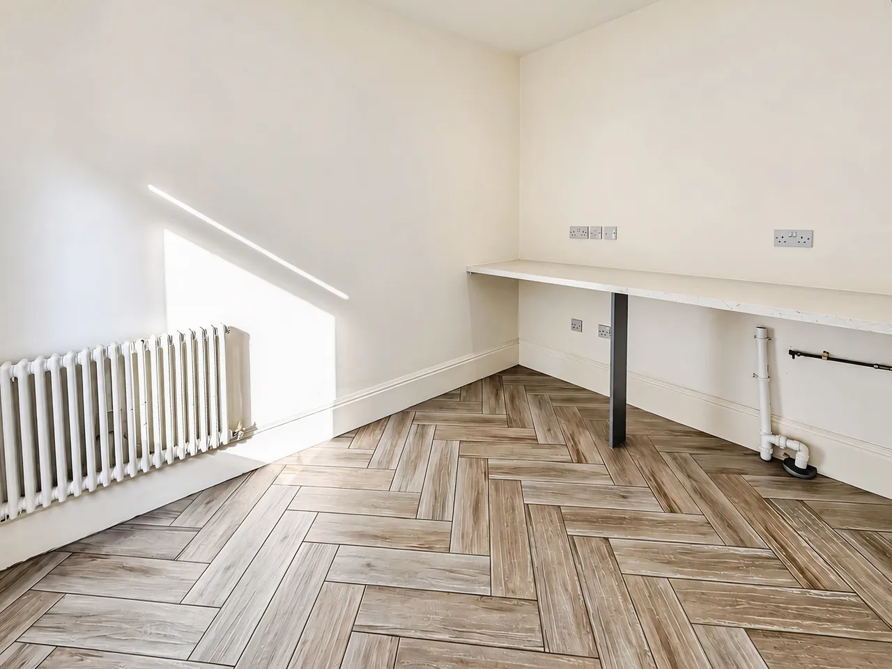 Burrowmoor Road, March, PE15, photo 4