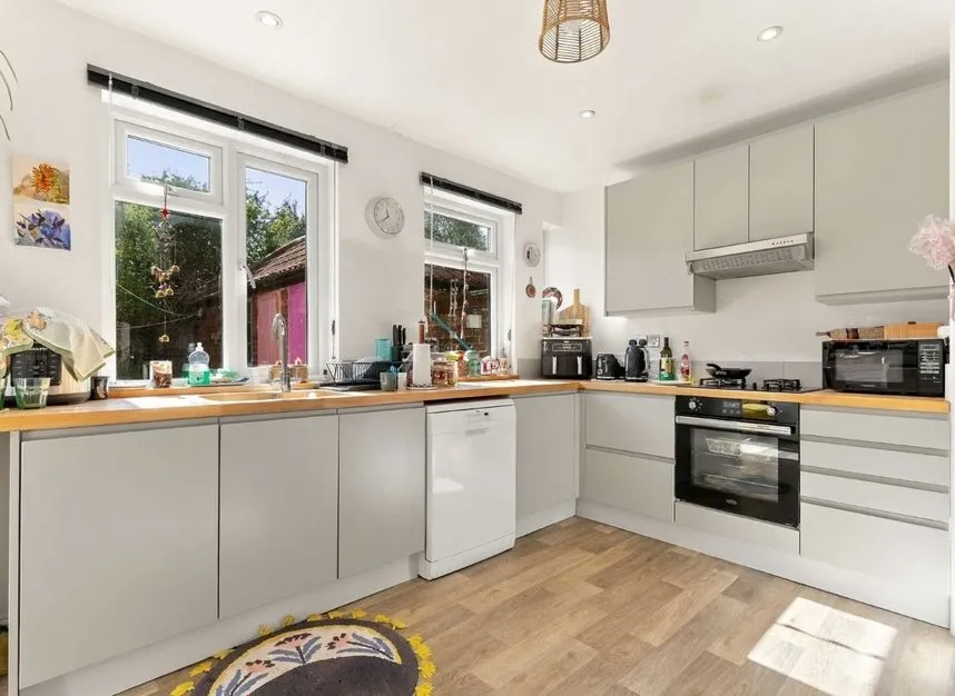 Murray Road, Ham, TW10, photo 3