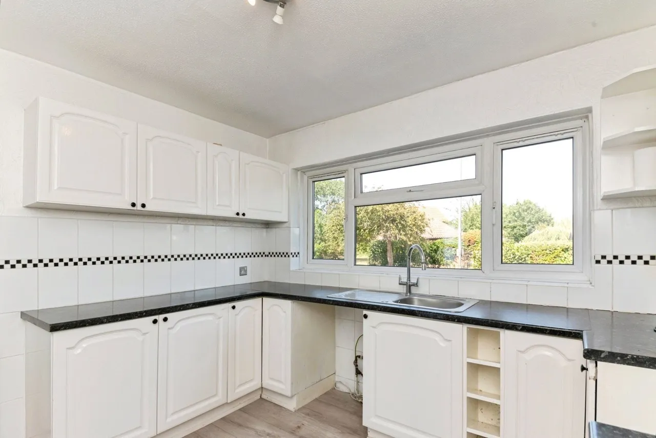 Coppins Road, Clacton-on-Sea, Essex, CO15, photo 5