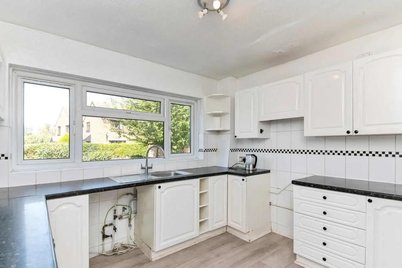 Coppins Road, Clacton-on-Sea, Essex, CO15, photo 6