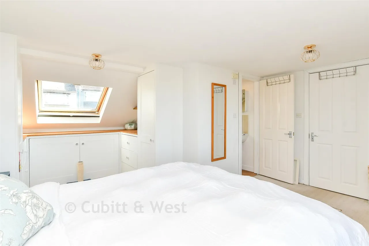Carlyle Avenue, Brighton, BN2, photo 14