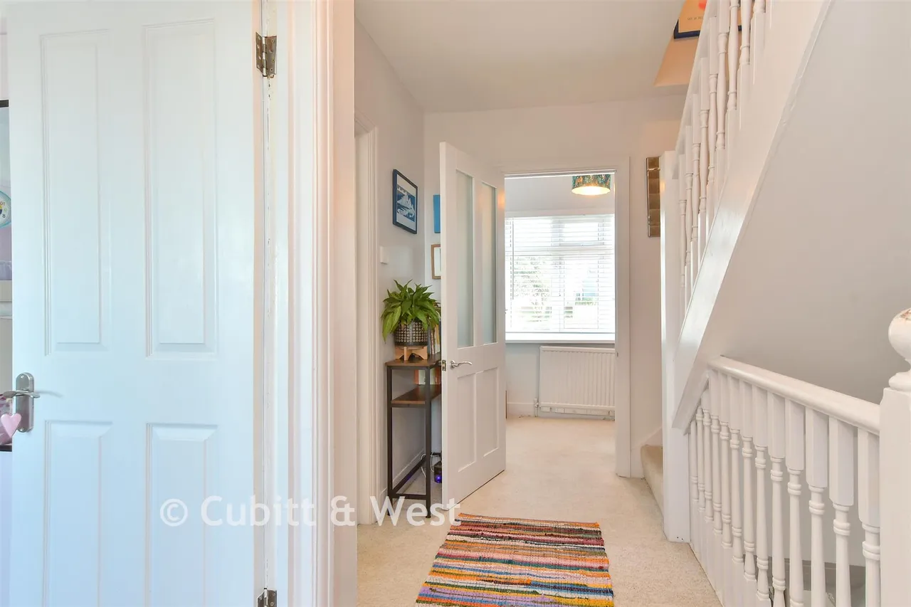 Carlyle Avenue, Brighton, BN2, photo 10