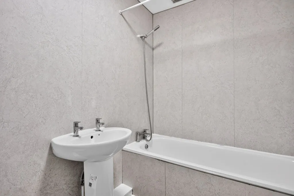 Ryton NE40 4UX, NE40, photo 6