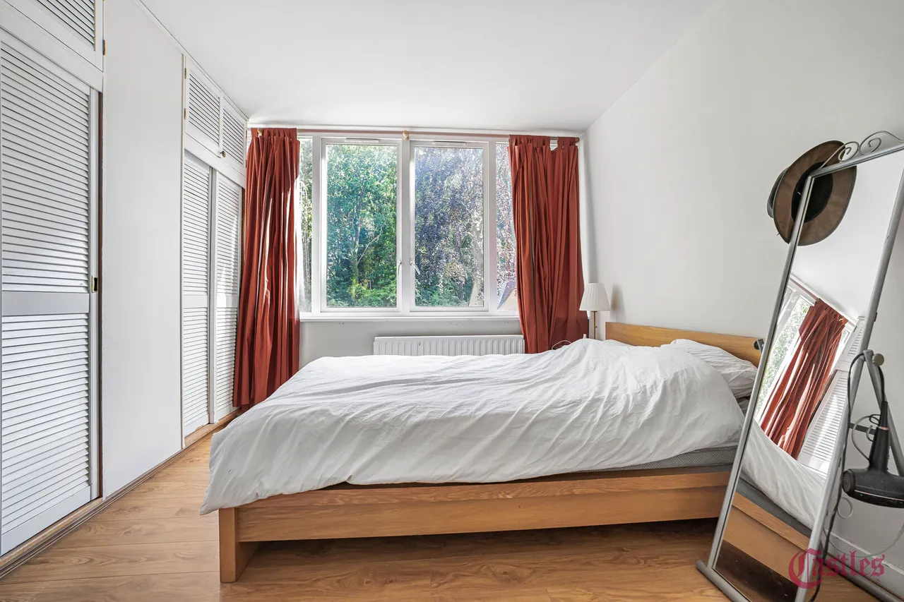 Crescent Road, N8, photo 9