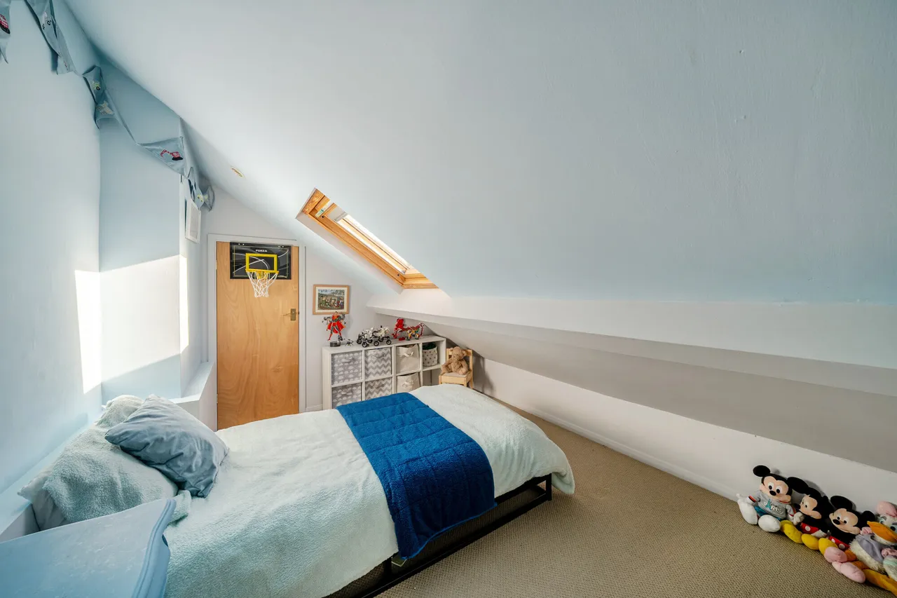 Hamlash Lane, Farnham, GU10, photo 11
