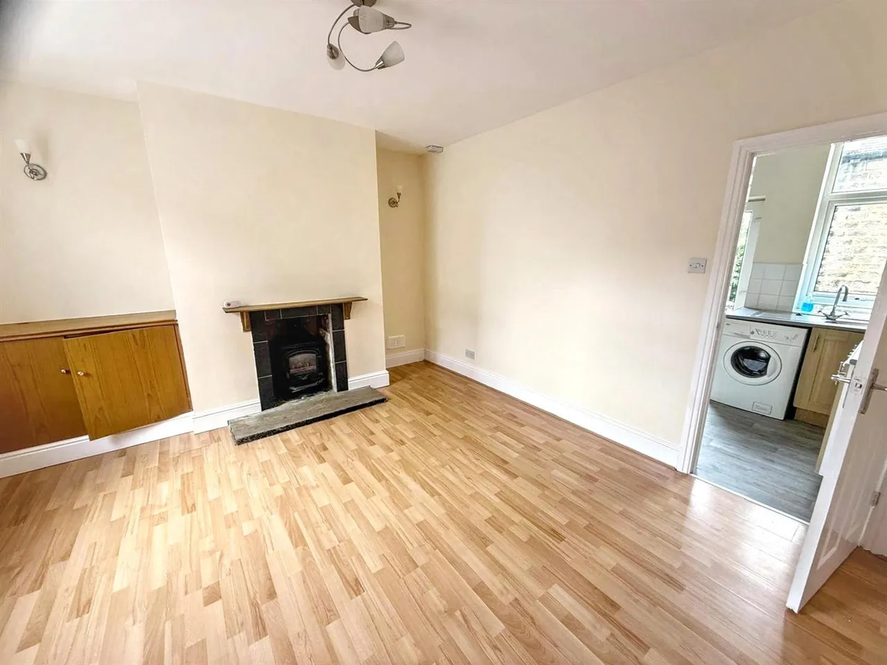 Gibb Street, Cowling, North Yorkshire, BD22 0BJ, photo 3