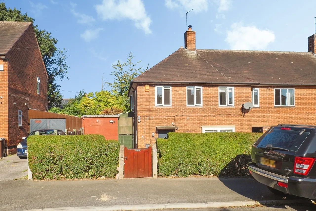4 bed house for sale, Hillbeck Crescent, Wollaton, NG8