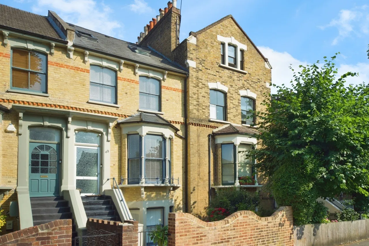4 bed flat for sale — St. Mark's Rise, London, E8