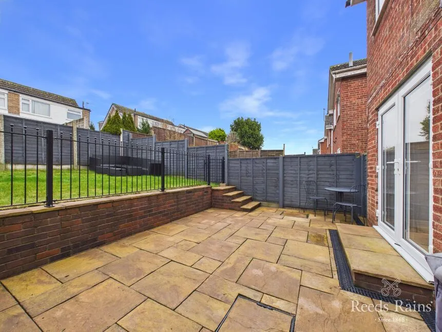Shelton Avenue, East Ayton, YO13, photo 11