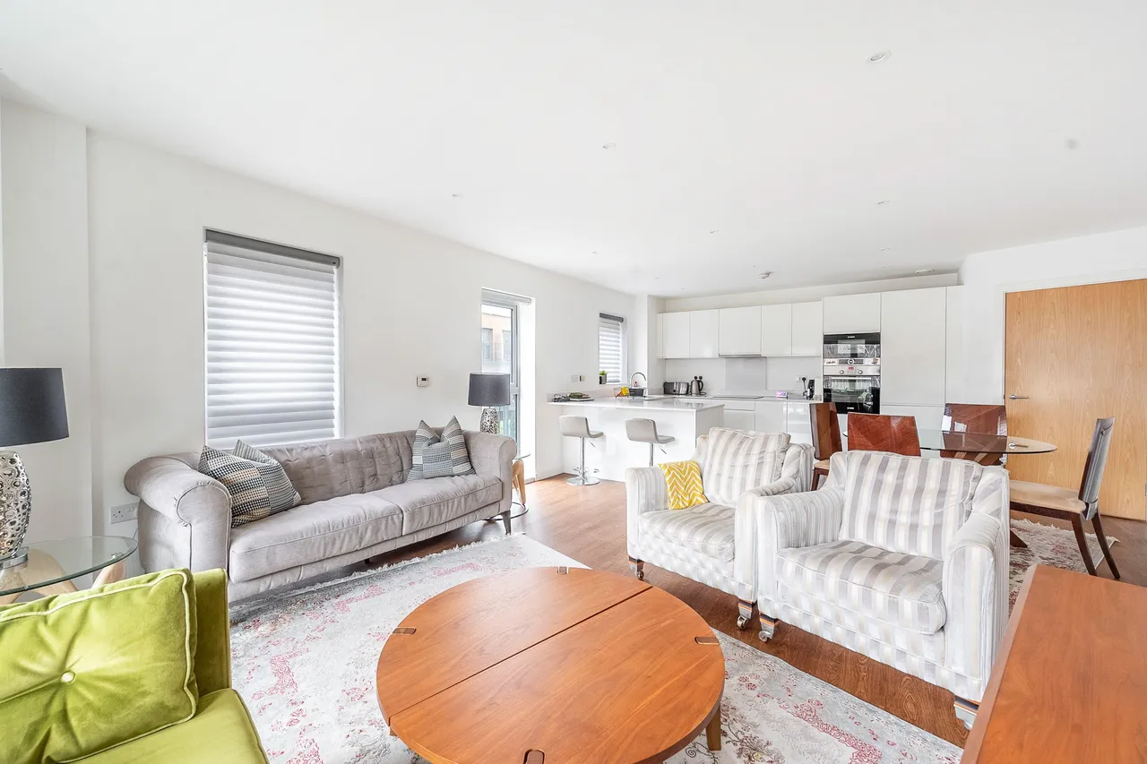 13 Royal Court, Howard Road, Stanmore, photo 10