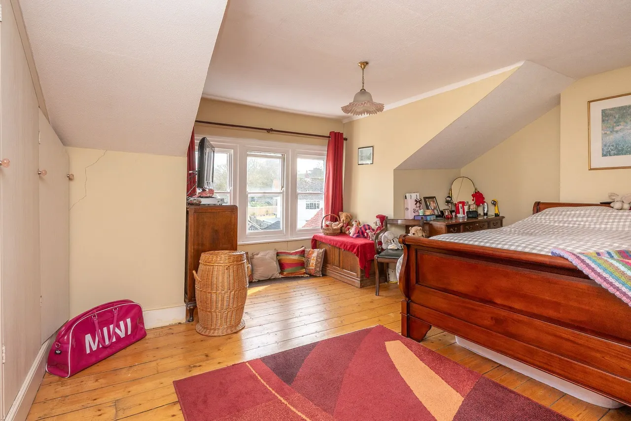 Characterful Family Home Moments from, photo 12