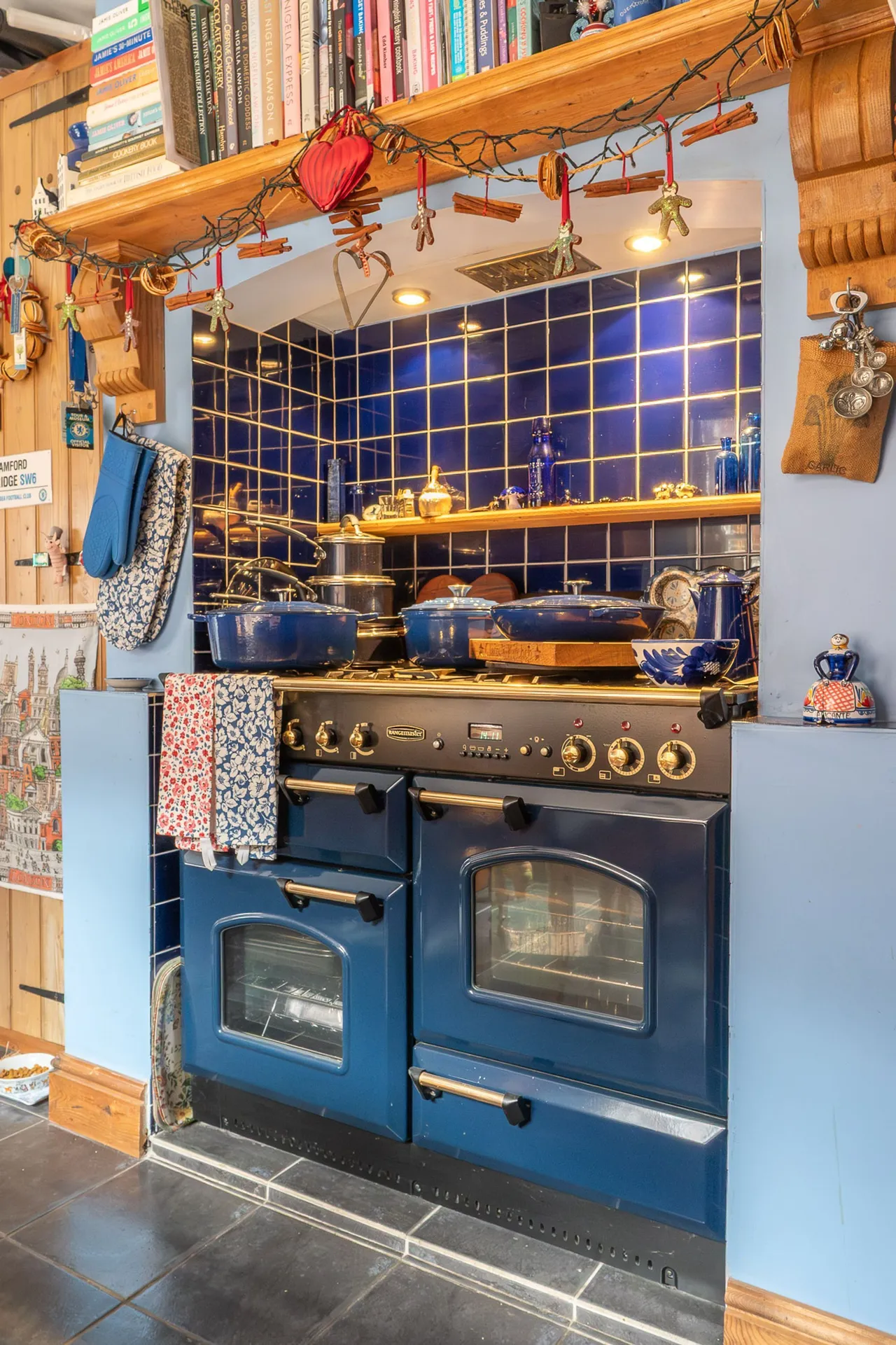 Characterful Family Home Moments from, photo 5