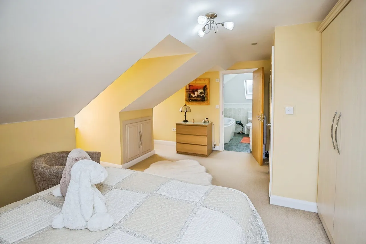 Hoole Road, Chester, CH2, photo 12