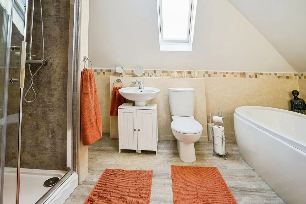 Hoole Road, Chester, CH2, photo 15