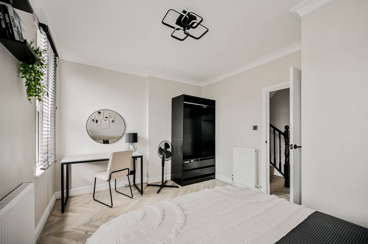 2a Elyne Road, London, photo 5