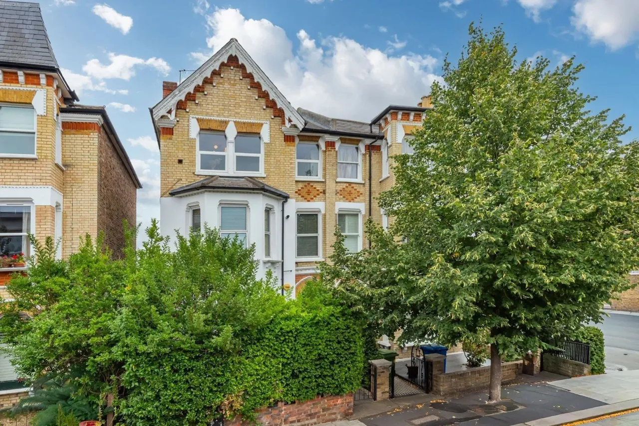 2 bed flat to rent, Oakhurst Grove, London, SE22