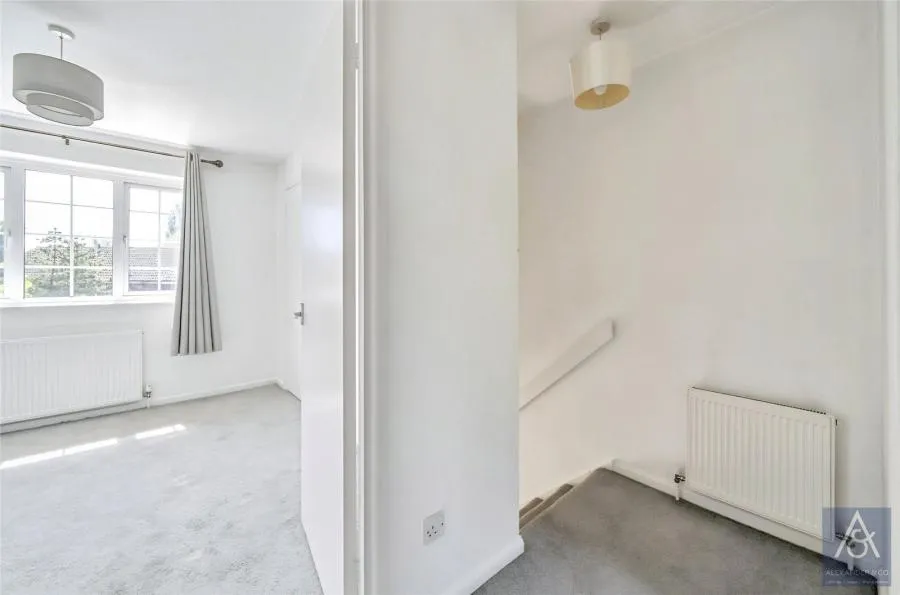 Krohn Close, Buckingham, MK18, photo 12