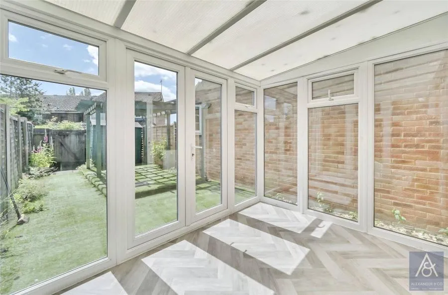 Krohn Close, Buckingham, MK18, photo 4