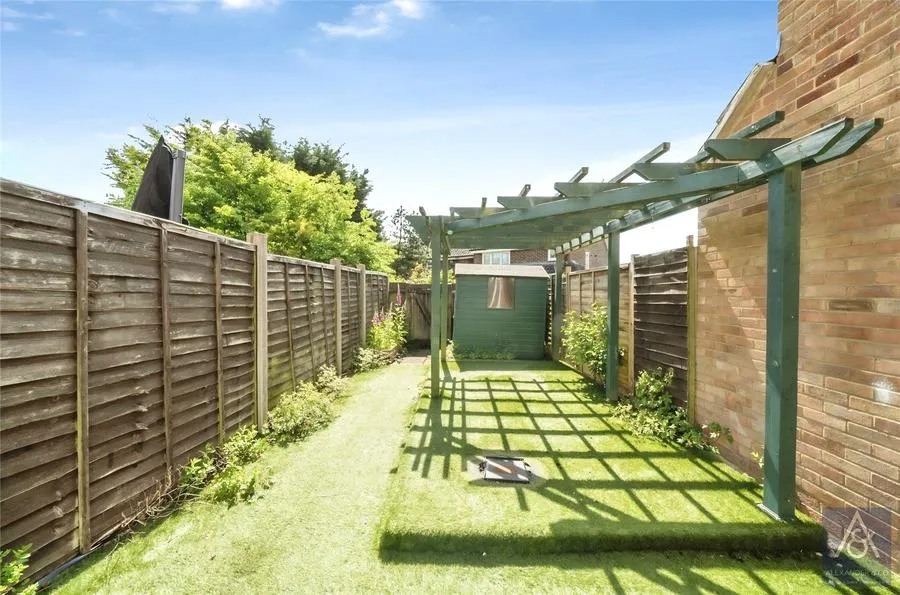 Krohn Close, Buckingham, MK18, photo 17