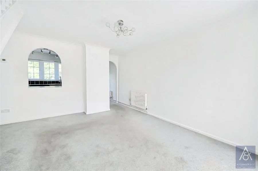 Krohn Close, Buckingham, MK18, photo 14