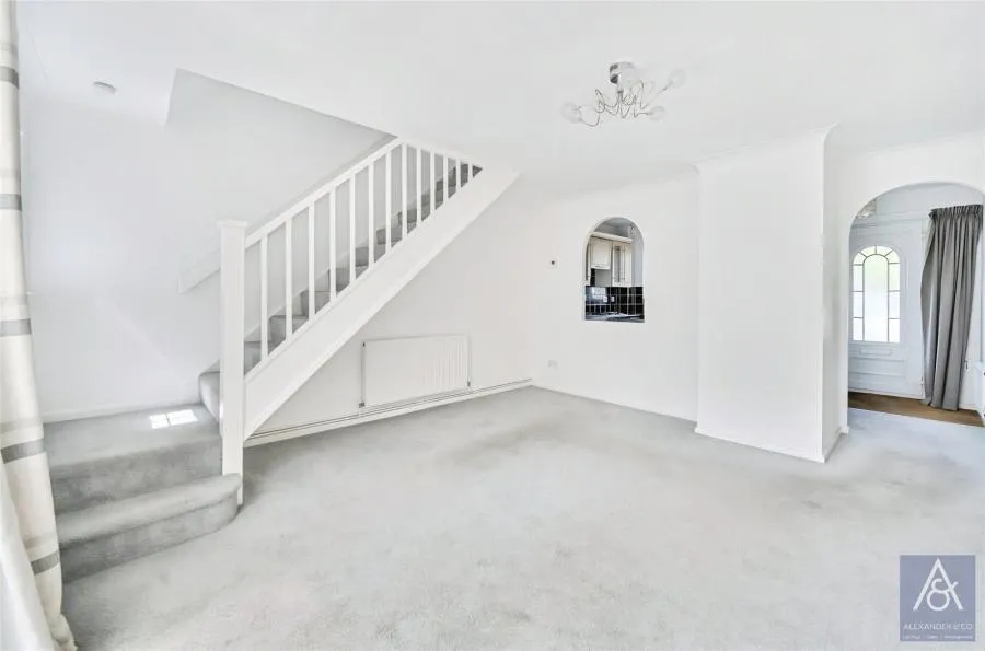 Krohn Close, Buckingham, MK18, photo 2