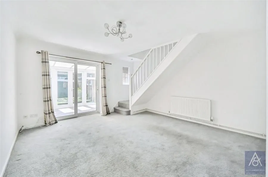 Krohn Close, Buckingham, MK18, photo 5