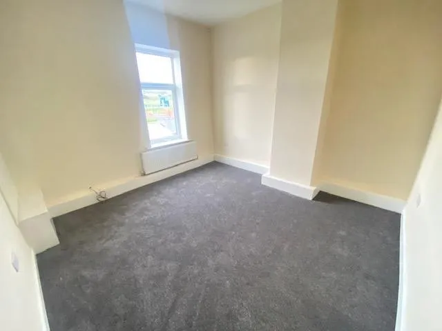 Wath Road, Wombwell, BARNSLEY, photo 9
