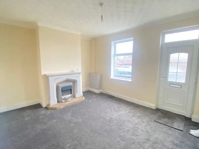 Wath Road, Wombwell, BARNSLEY, photo 5