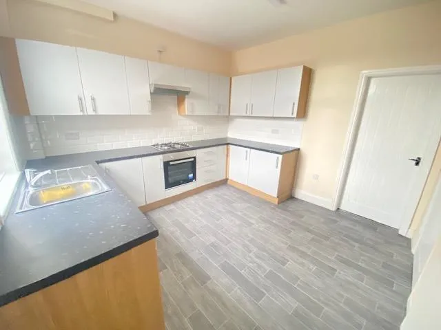 Wath Road, Wombwell, BARNSLEY, photo 3