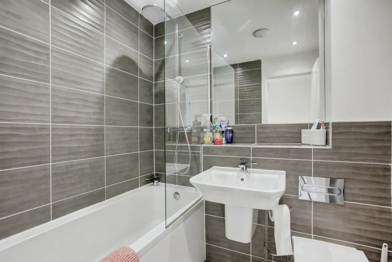 Bergerac Road, Jameson Manor, Tyne and Wear, NE20, photo 10