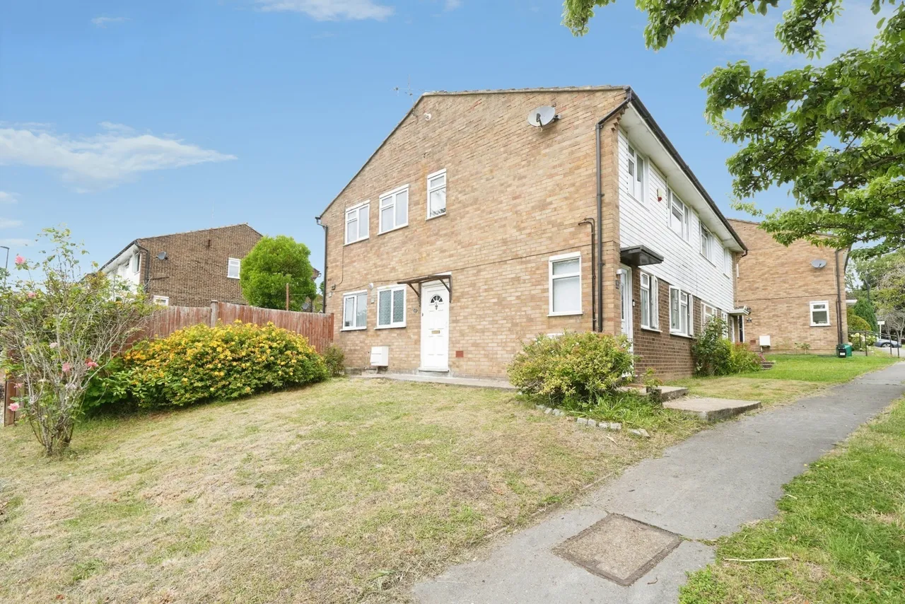 2 bed flat for sale — Ashen Vale, South Croydon, CR2