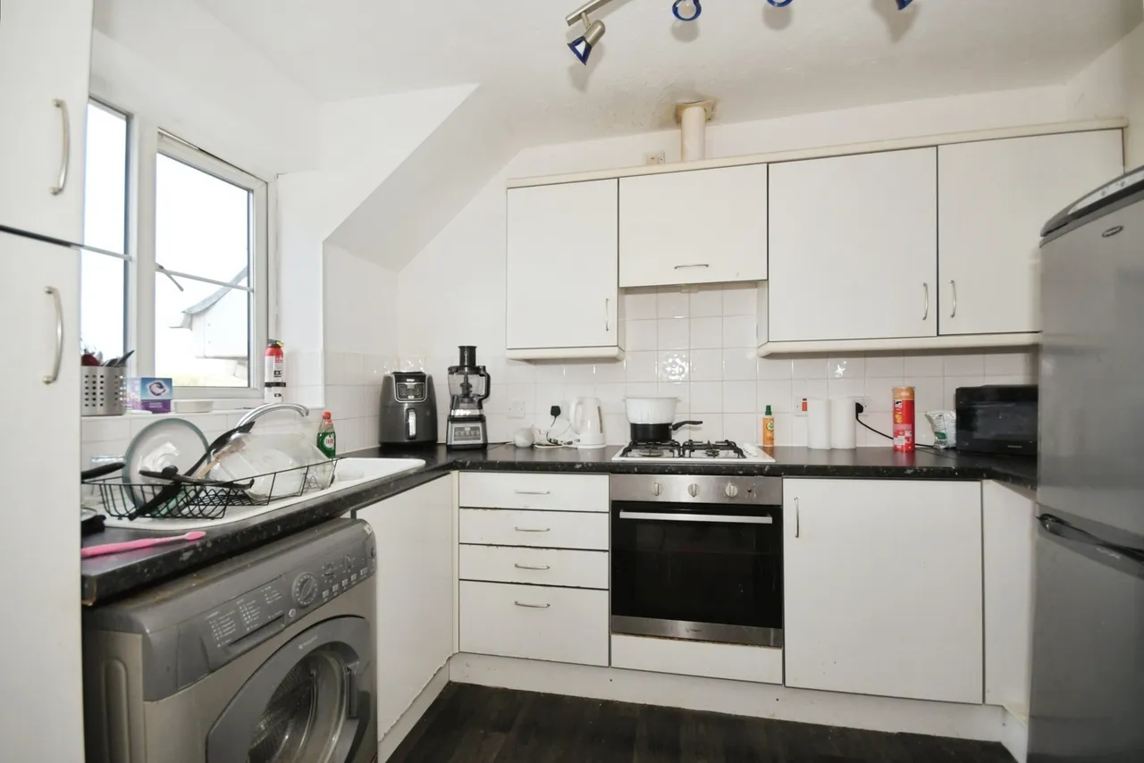 Tadcaster Road, Sheffield, South Yorkshire, S8, photo 3