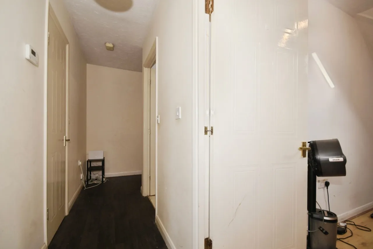 Tadcaster Road, Sheffield, South Yorkshire, S8, photo 6