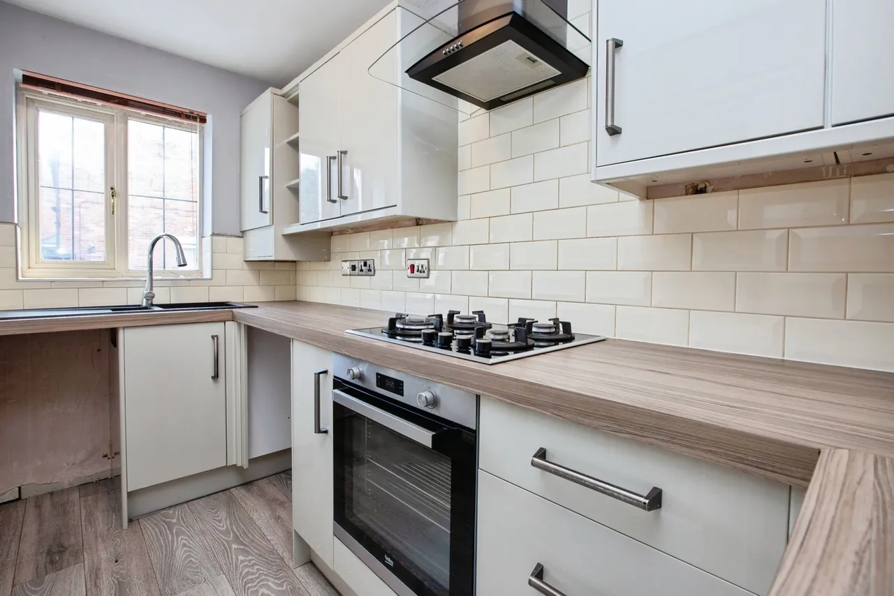 Guylers Hill Drive, Clipstone Village, Mansfield, Nottinghamshire, NG21, photo 2