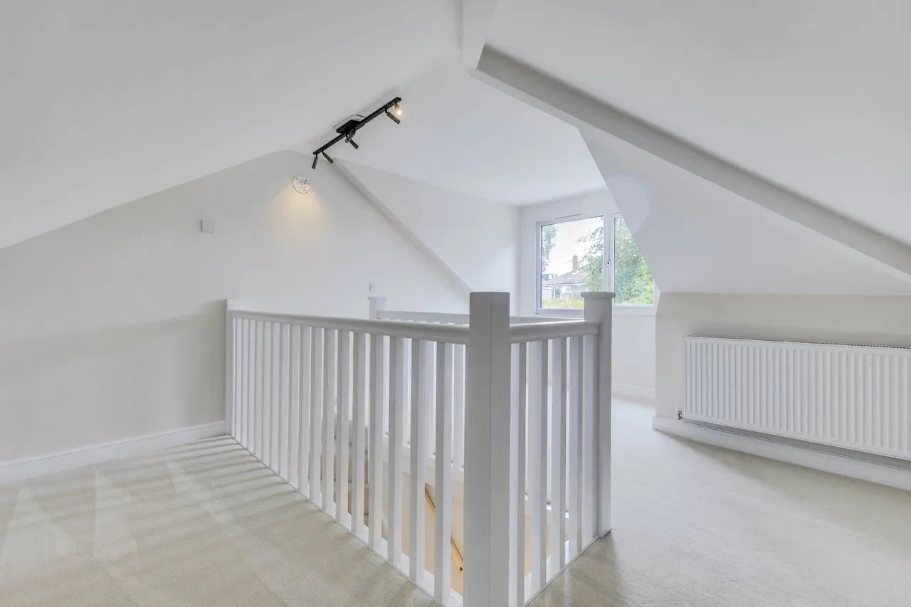 Moseley Wood Walk, Leeds, LS16, photo 10