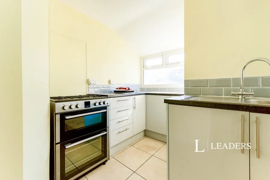 Apsley Road, Southsea, PO4, photo 17