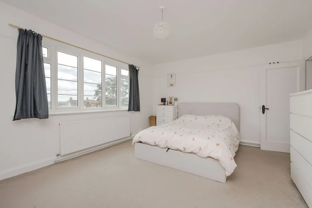 Lymington Court, Wimbledon, SW19, photo 6