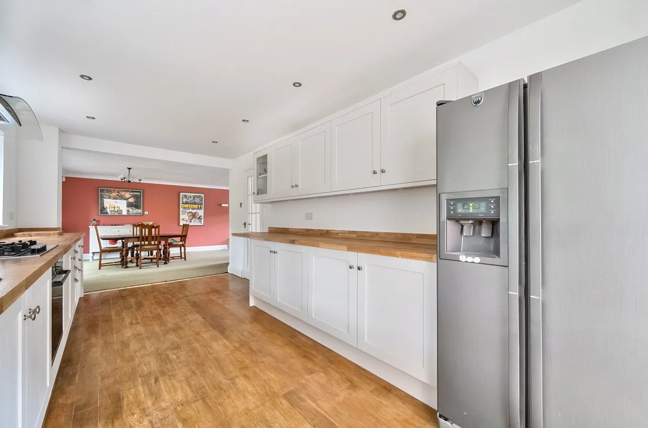 Tudor Close, Grayshott, GU26, photo 8