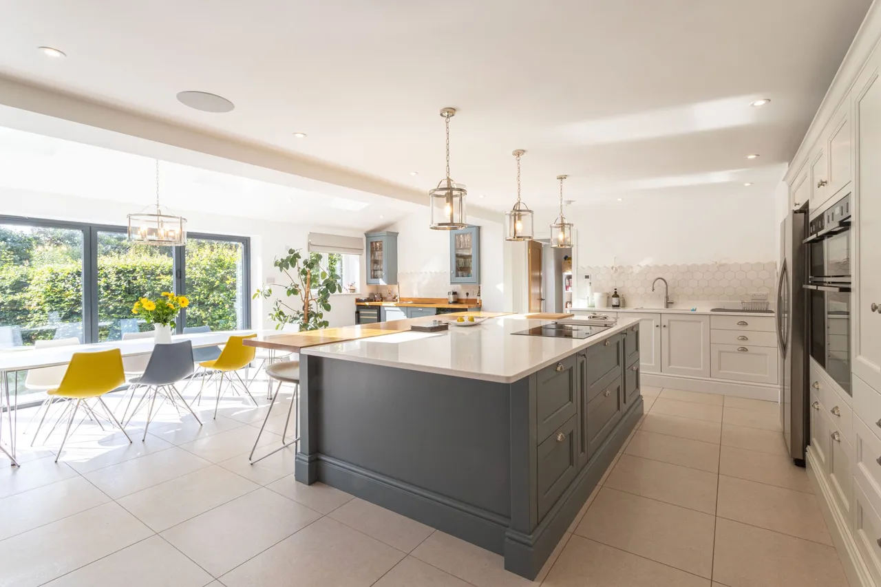 Alanbrooke Close, Hartley Wintney, Hook, RG27 8QY, photo 2