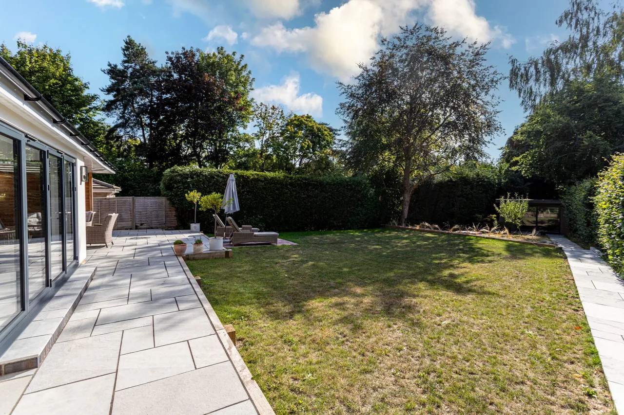 Alanbrooke Close, Hartley Wintney, Hook, RG27 8QY, photo 28