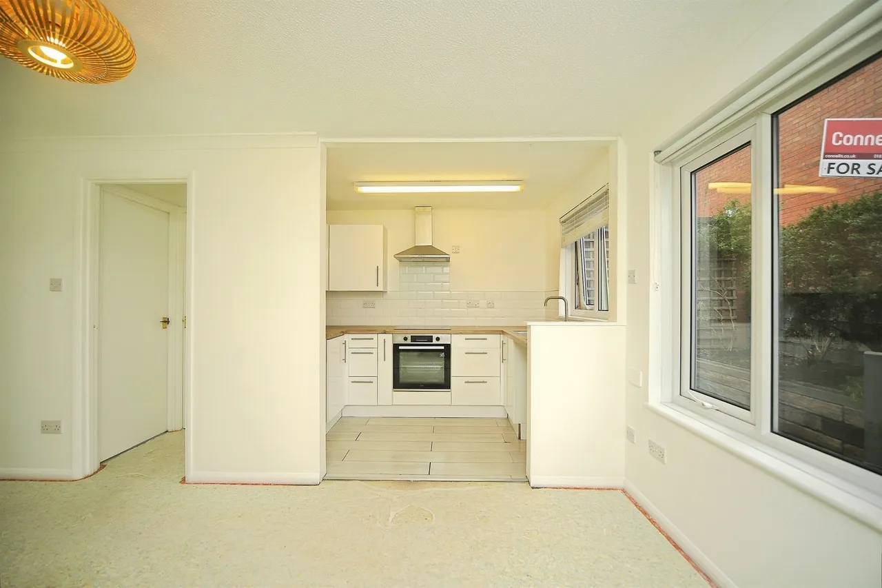 Allington Close, Taunton, TA1, photo 5